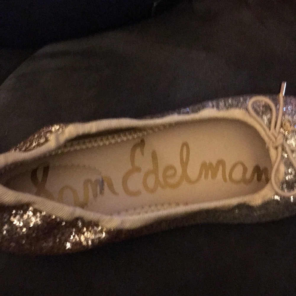 Shoes - Picture 4 of 4